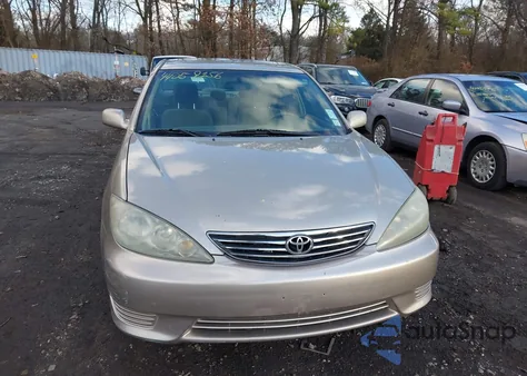 2005 Toyota Camry Le из США, поврежденный, VIN 4T1BE32K35U422351